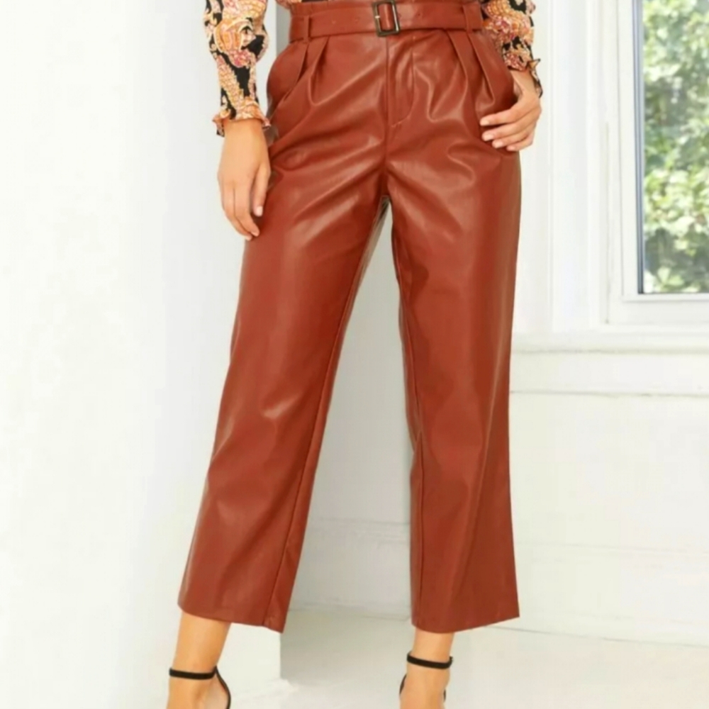 Women's high rise belted pants